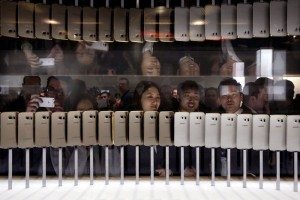 El Mobile World Congress inició este lunes, en Barcelona, y en ese marco se presentó el nuevo Samsung Galaxy 6./EFE