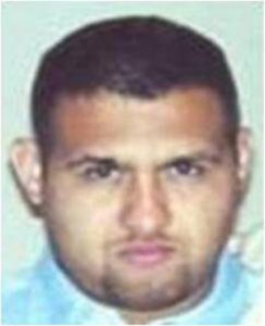 Fotografía sin fecha cedida hoy, miércoles 4 de marzo de 2015, por la Procuraduría General de la República (PGR) y extraída del registro del líder del grupo delictivo de Los Zetas, Óscar Omar Treviño Morales, quien fue detenido hoy en la localidad de Garza García del estado de Nuevo León (México). EFE