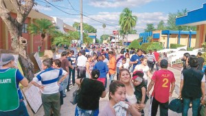 El Centro Internacional de Ferias y Convenciones, Cifco, fue destinado como bolsón de San Salvador./DEM