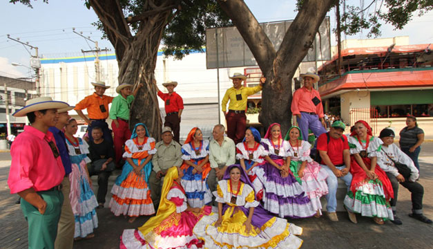 Ballet-Folklorico-Nacional