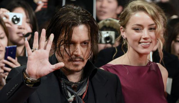 Johnny Depp y su esposa