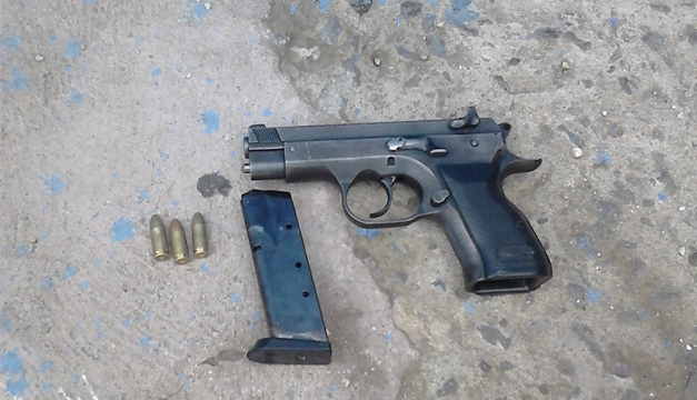 Pistola