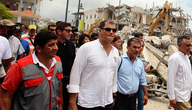 Rafael-Correa-terremoto-Ecuador