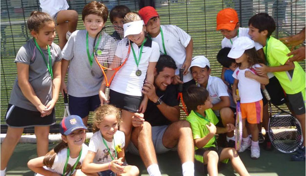 TENIS