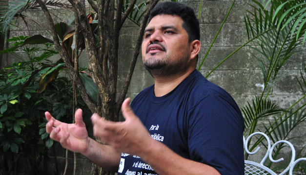 carlos-flores-ecologista