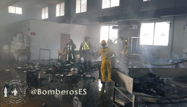 Foto: Tomada de Bomberos de El Salvador.