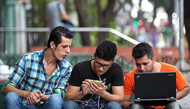 jovenes-EFE