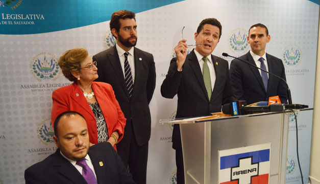 juan-valiente-arena