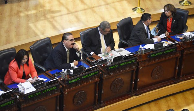DIPUTADOS
