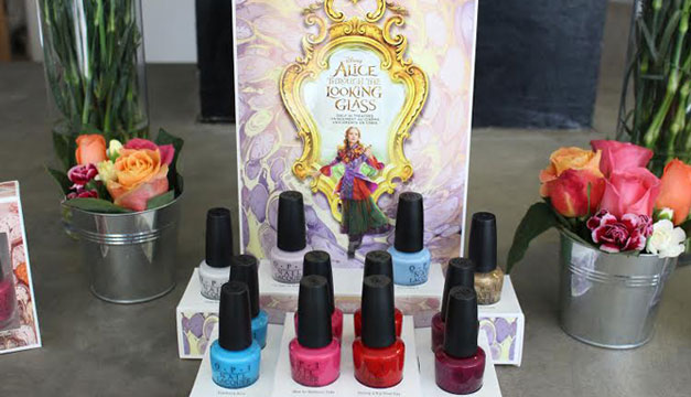 OPI-Alicia-a-traves-del-espejo