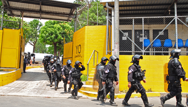 Policias-en-Centros-Penales