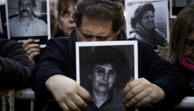 familiares atentado argentina-xinhua