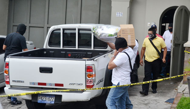 PNC--FGR--CASO-FUNES-Casa-av-Circunvalacion