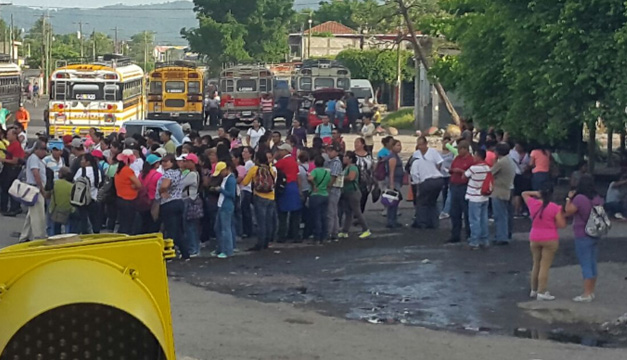 protesta la hachadura-aduanas
