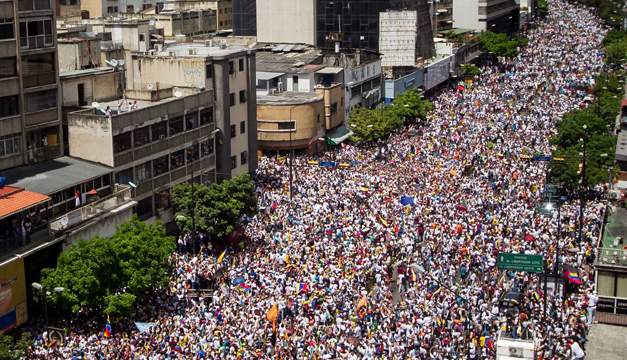 Marcha-en-Venezuela-2