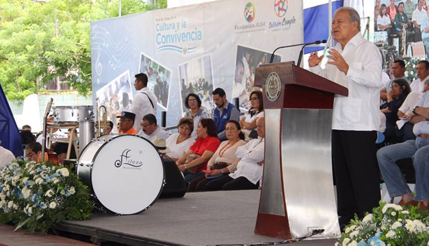presidente-sanchez-ceren
