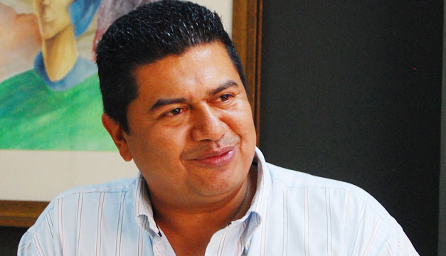 alcalde-ataco-oscar-gomez
