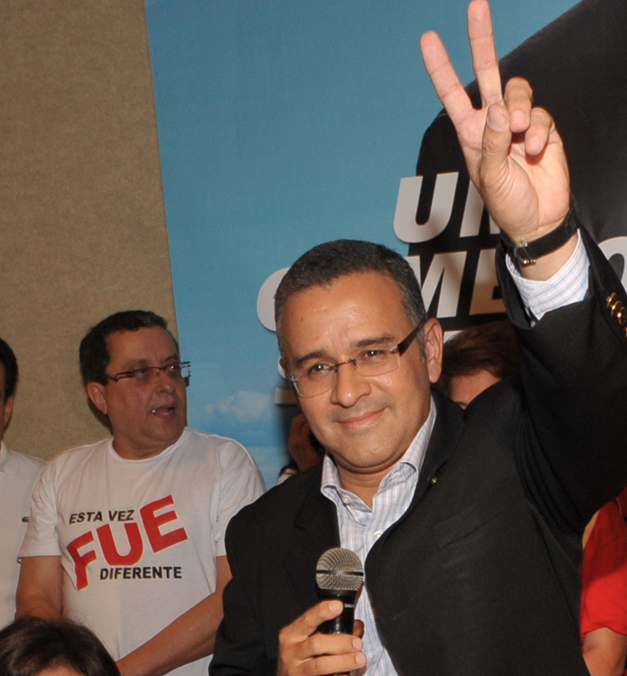 mauricio-funes-2