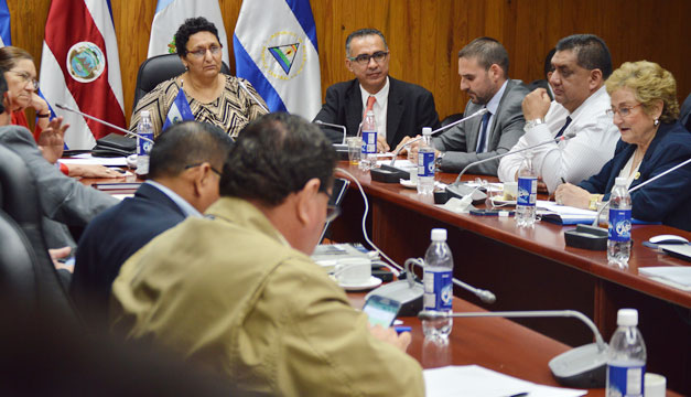 comision-politica