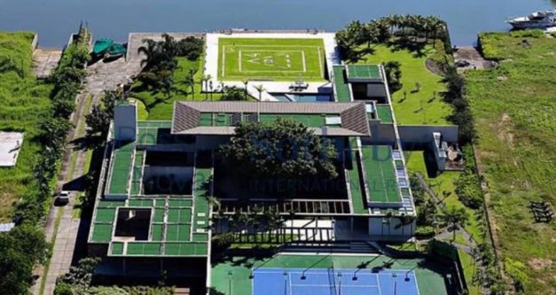 mansion
