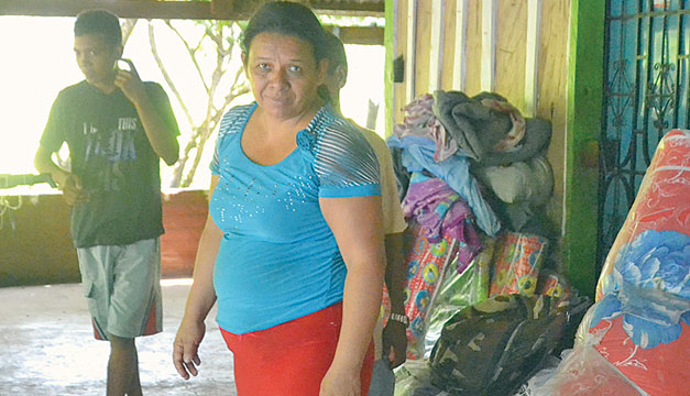 yanira-campos-caluco