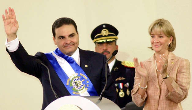 toni-saca-ana-ligia