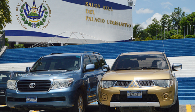 vehiculos-asamblea