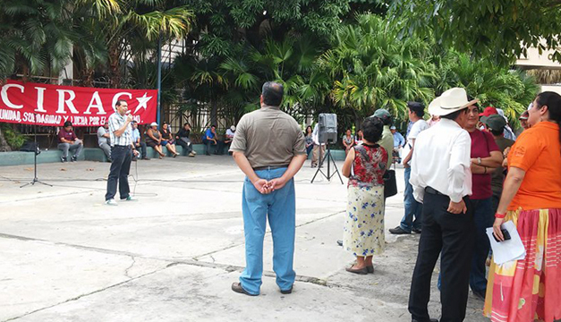 protesta-sala-de-lo-constitucional