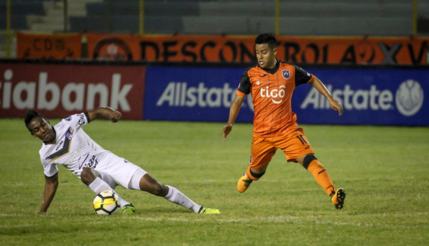 El Árabe Unido clasificó a semifinales en la Liga Concacaf