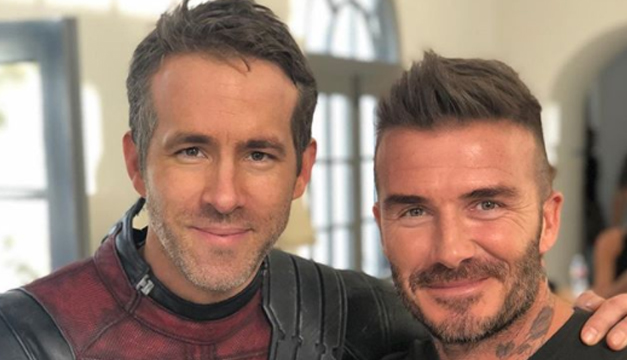 Ryan Reynolds cantó vestido de unicornio y no te lo puedes perder