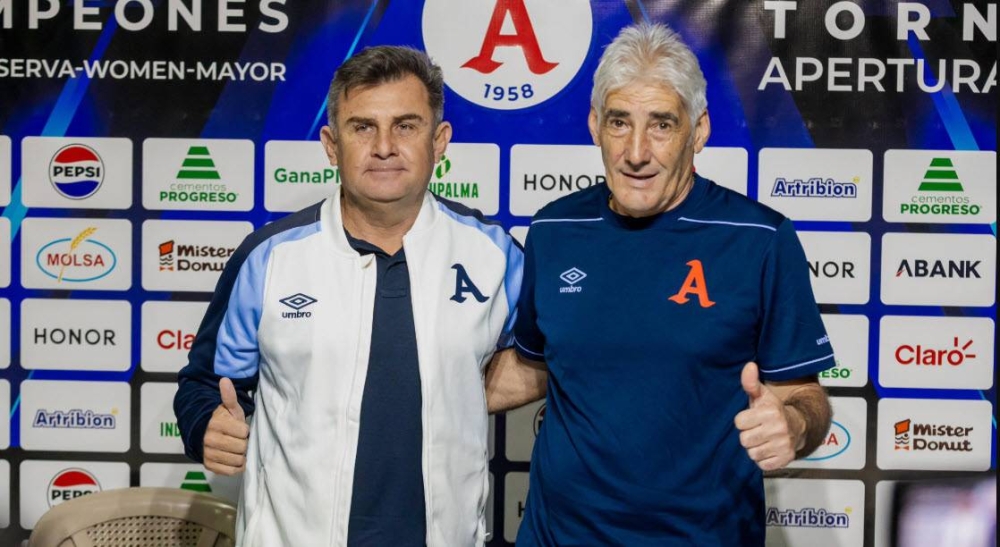 El colombiano Salazar, primer refuerzo albo. / Alianza FC