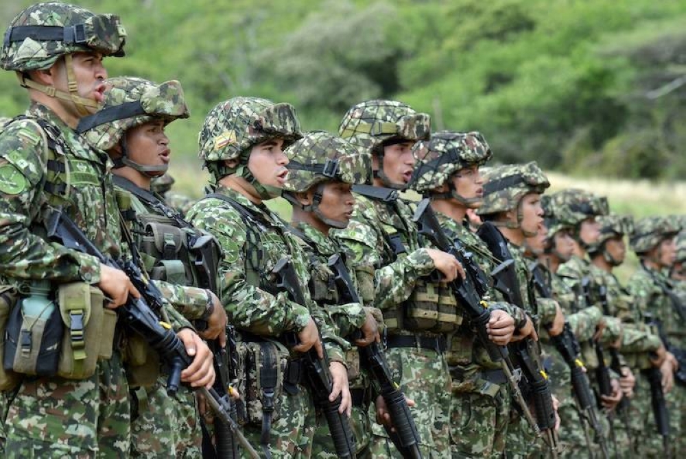 Miembros del Ejército Nacional de Colombia se preparan para enfrentamientos con los rebeldes del ELN en el Catatumbo, en el Cantón Militar San Jorge, en Cúcuta, Departamento de Norte de Santander, Colombia./AFP