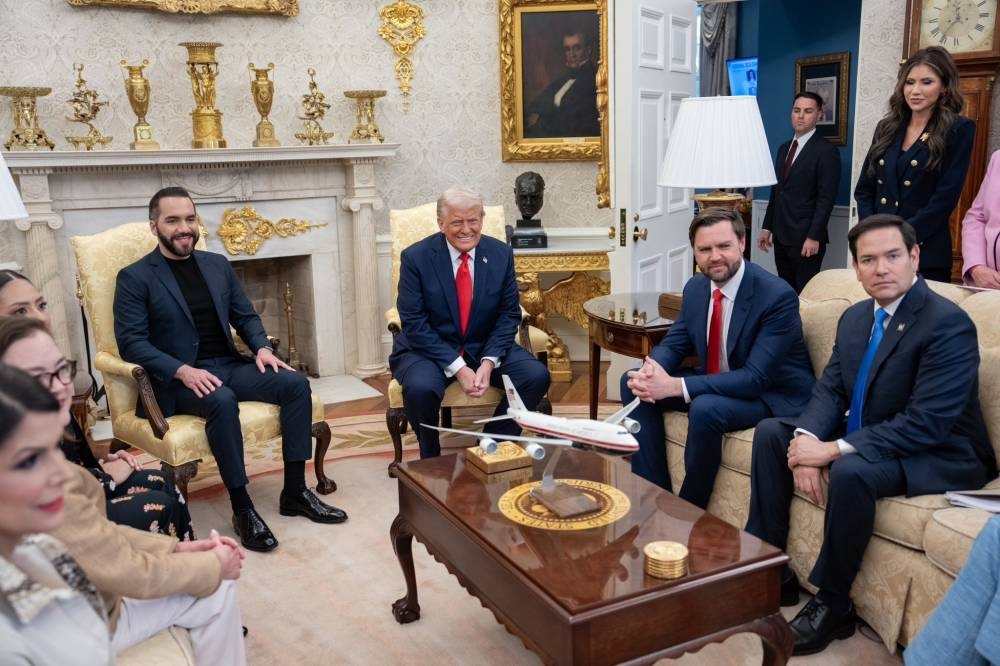 En la reunión también estuvo el vicepresidente de Estados Unidos, JD Vance, el secretario de Estado Marco Rubio, y la secretaria de Seguridad, Kristi Noem. / JD. Vance. 