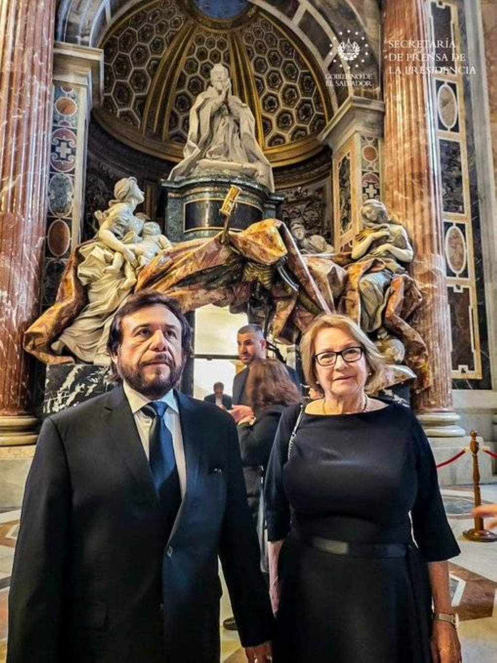 El vicepresidente Félix Ulloa y su esposa Lilian de Ulloa. / Secretaría de Prensa Presidencia.