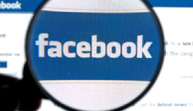 Facebook-Redes
