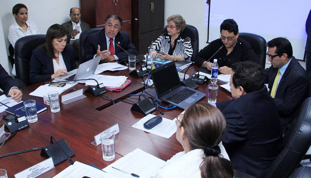 COMISION-HACIENDA