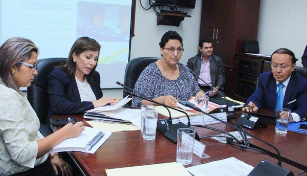 Lorena-Pena-Ana-Vilma-de-Escobar-Gerson-Martinez