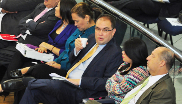 Asesores-de-diputados