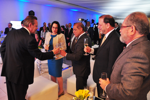 Fredy-Nasser-vice-embajadora