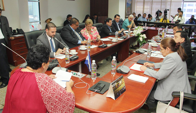 Comision-Politica