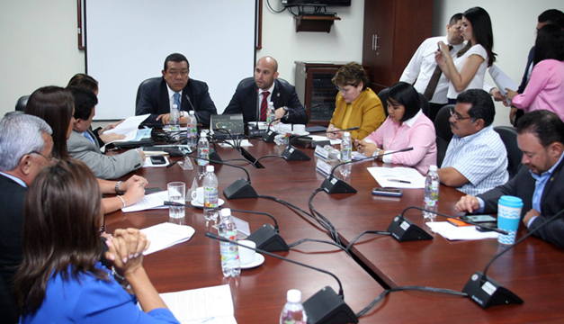 Comision-de-Legislacion