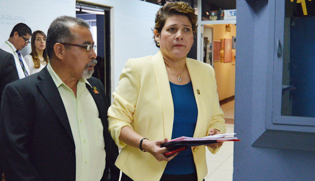 Jackeline-Rivera