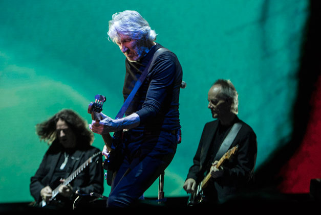 roger-waters-2
