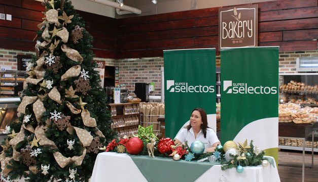 super-selectos