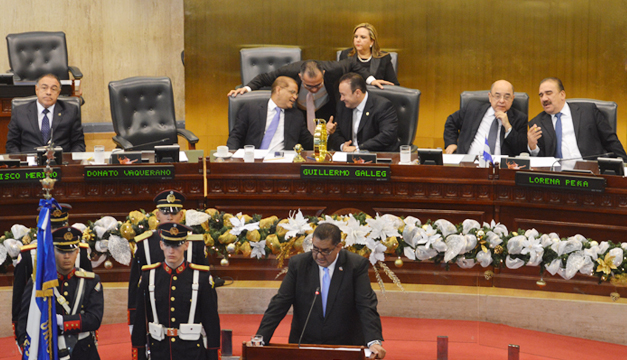 sesion-solemne-asamblea-dia-de-la-constitucion
