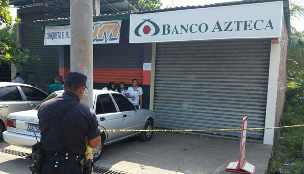 banco-azteca-asalto1