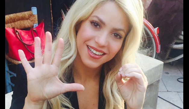 shakira3