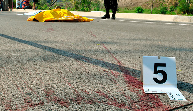 Adulta mayor atropellada en carretera al Puerto de La Libertad - Diario El Mundo
